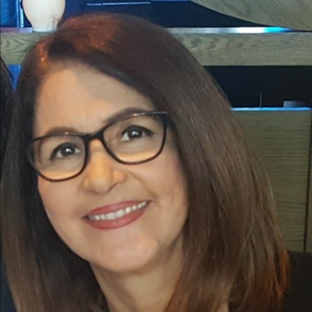 Meet your Posher, Adis